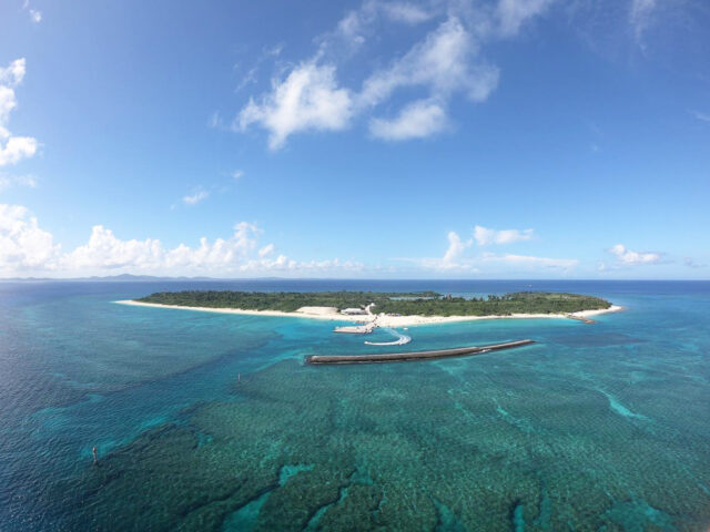 上空から見た水納島