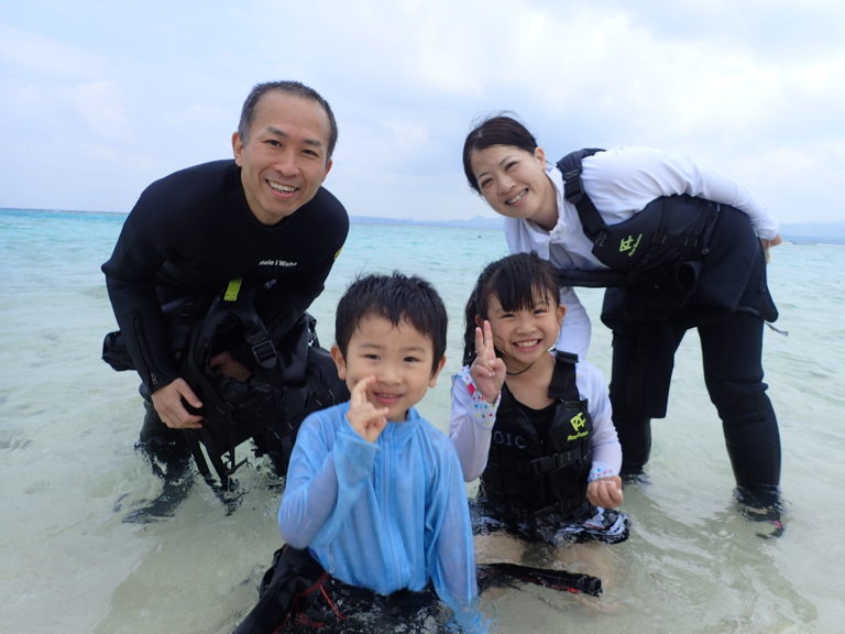 【北部発・冬季限定】冬の海の透明度に感動！水納島ボートシュノーケリング半日コース《水納島プチ陸上＆写真サービス付》充実設備で寒さ対策心配不要☆（No.618）