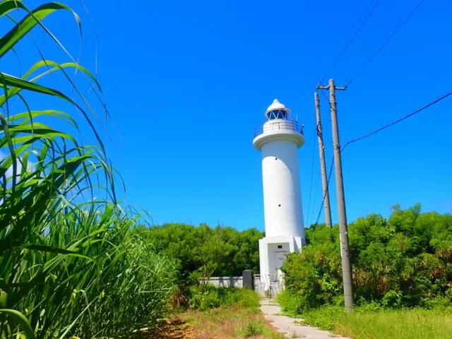 水納島灯台