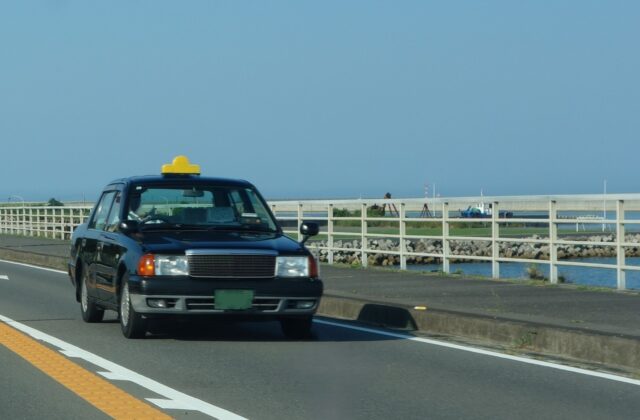 沖縄　瀬底島　タクシー